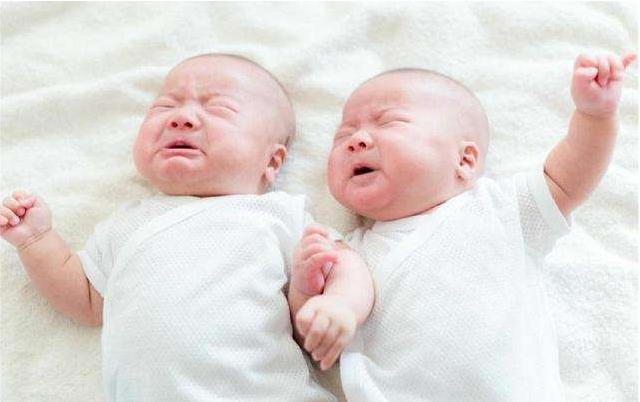 怀孕几周去香港验血查男女准吗,备孕指南-什么情况下容易生双胞胎，怀双胞胎
